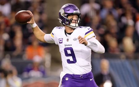 J.J. McCarthy brilha em estreia como titular dos Vikings