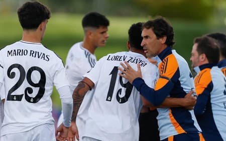 Raúl González treinando o Real Madrid Castilla (Foto: Reprodução/Instagram)