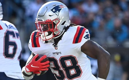 NFL: New England Patriots at Carolina Panthers