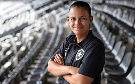 Roberta Batista é a nova gerente de futebol feminino do Botafogo (Foto: Reprodução/Botafogo