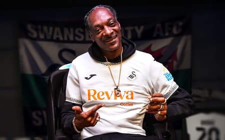 Snoop Dogg - Swansea
