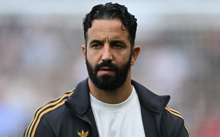 Técnico do Manchester United, Rúben Amorim em jogo contra o Fulham, pela Premier League