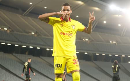 Janderson comemorando gol pelo Göztepe (Foto: Divulgação/Göztepe)