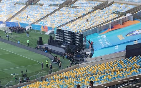 Maracanã recebe os últimos preparativos para Brasil x Chile (Foto: Márcio Iannacca / Lance!)