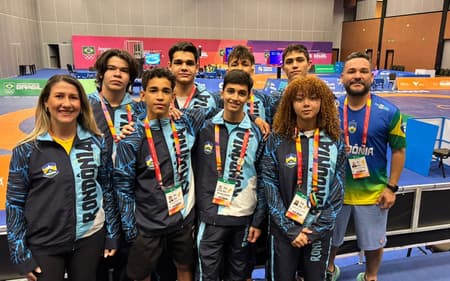 O time de Rondônia no Wrestling dos Jogos da Juventude (Foto: Gustavo Loio/Lance!)