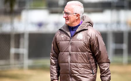 Dorival Jr tem dúvidas no time do Corinthians (Foto: Rodrigo Gazzanel / Agência Corinthians)
