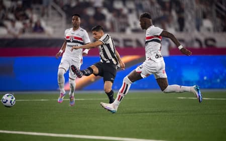 Botafogo e São Paulo empataram no primeiro turno (Foto: Thiago Ribeiro/AGIF)