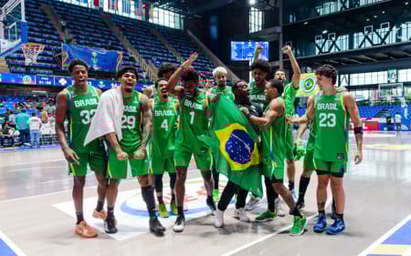 Brasil busca vaga na decisão da Americup