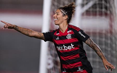 Cristiane marcou o primeiro gol do Flamengo diante do Fluminense. (Foto: Flamengo/Divulgação)