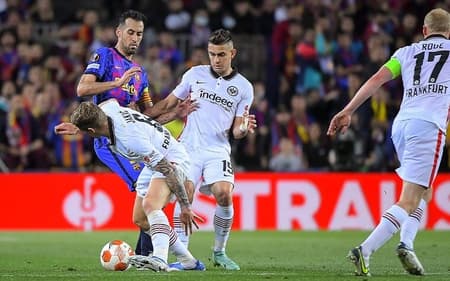 Barcelona x Frankfurt