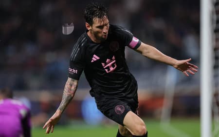 Lionel Messi comemora gol contra o New York City