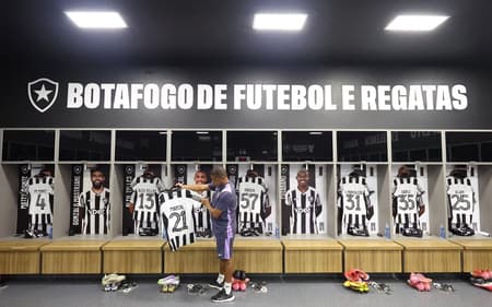 Vestiário do Botafogo no Nilton Santos (Foto: Vítor Silva/Botafogo)