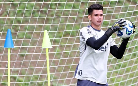 Cristhian Loor em treino do Botafogo (Foto: Vítor Silva/Botafogo)