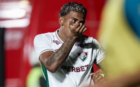 John Kennedy comemora gol pelo Fluminense (FOTO: MARCELO GONÇALVES / FLUMINENSE F.C.)