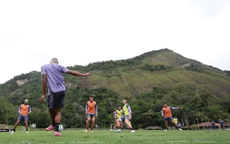 Botafogo em treino no CT Lonier (Foto: Vítor Silva/Botafogo)
