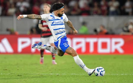 Atacante Gabigol, do Cruzeiro contra o Flamengo (Foto: Thiago Ribeiro/AGIF)