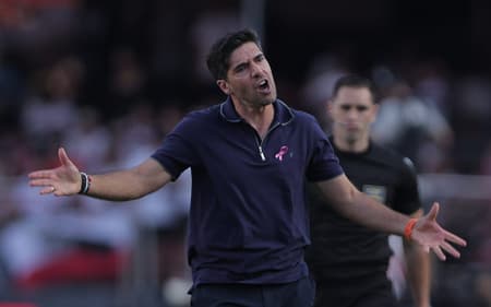 Abel Ferreira em São Paulo x Palmeira (Foto: Ettore Chiereguini/AGIF)