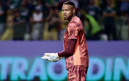 Carlos Miguel, goleiro do Palmeiras