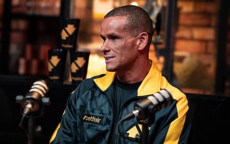 Rivaldo comentou sobre os primeiros passos de Ancelotti na Seleção Brasileira (Reprodução: Betfair)