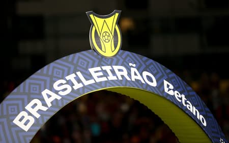 CBF marca jogos atrasados de Flamengo e Fluminense pelo Brasileirão