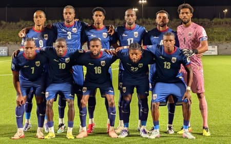 Cabo Verde antes do confronto contra Camarões (Foto: Reprodução/X)