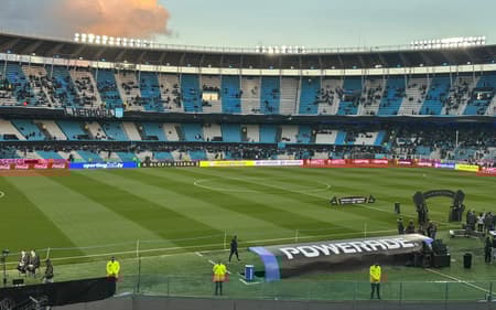 Estádio El Cilindro recebe a semifinal entre Racing e Flamengo, pela Libertadores (Foto: Lucas Bayer/Lance!)