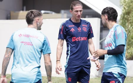 Filipe Luís Arrascaeta Varela treino Flamengo