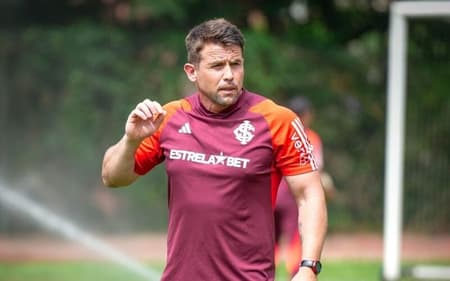Luiz Rodrigo, preparador físico das Gurias Coloradas