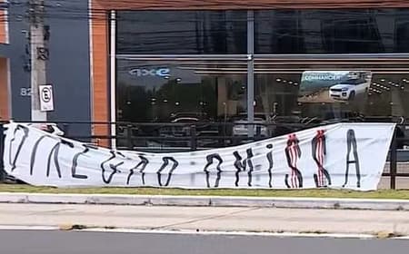 Protesto da torcida do Internacional