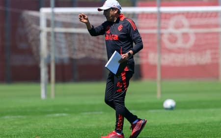 Ramón Díaz, técnico do Internacional