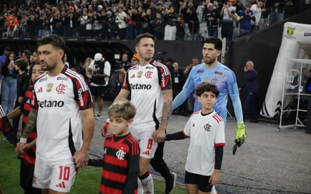 Rossi Arrascaeta Saúl Flamengo