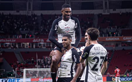 Gui Negão voltou a marcar com a camisa do Corinthians
