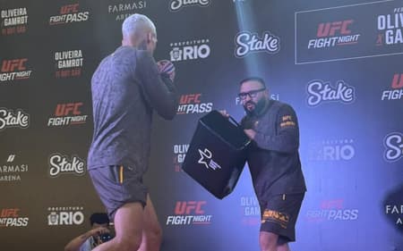 Charles do Bronx em ação no treino aberto antes de UFC Rio (Foto: Anna Ramos/Lance!)
