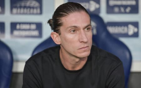 Filipe Luís em Flamengo x Vasco (Foto: Thiago Ribeiro/AGIF)