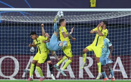 FBL-EUR-C1-VILLARREAL-JUVENTUS