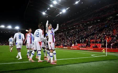 Pela Copa da Liga Inglesa, o Crystal Palace venceu o Liverpool por 3 a 0 (Foto: Paul ELLIS / AFP)