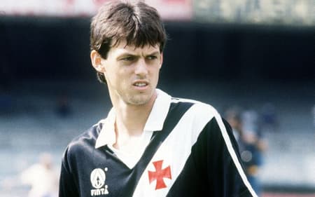 Por onde anda Sorato, ex-atacante do Vasco?