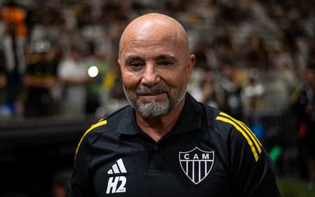 Sampaoli celebra vitória do Atlético-MG (Foto: Alessandra Torres/AGIF)