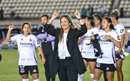 Tatiele Silveira, treinadora do Colo-Colo na Libertadores Feminina. (Foto: Staff Images Woman/CONMEBOL)