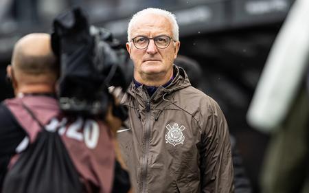 Dorival Jr. durante a partida do Corinthians contra o Grêmio (Foto: Jhony Inacio/Agencia Enquadrar/Gazeta Press)