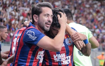 Everton Ribeiro comemora virada do Bahia (Foto: Joao Aurelio/Pera Photo Press)