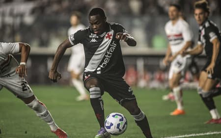 Vasco x São Paulo pelo Campeonato Brasileiro ((Foto: Thiego Mattos/Pera Photo Press/Gazeta Press) Pera Photo Press/Pera Photo Press)