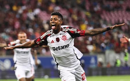 Bruno Henrique marcou um dos gols do Flamengo (Foto: Milena Ferreira/MyPhoto Press/Gazeta Press)
