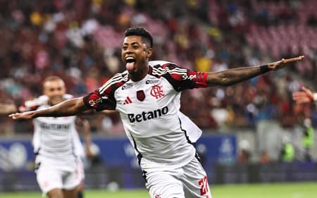 Bruno Henrique marcou um dos gols do Flamengo (Foto: Milena Ferreira/MyPhoto Press/Gazeta Press)