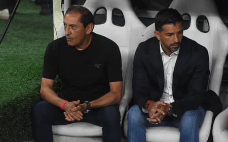 Ramón Díaz e Emiliano Díaz, técnico e auxiliar do Internacional