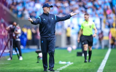Mano Menezes, técnico do Grêmio (Foto: Lucas Uebel / Grêmio FBPA)