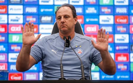 Rogério Ceni em entrevista coletiva depois Atlético-MG x Bahia (Foto: Rafael Rodrigues / EC Bahia)