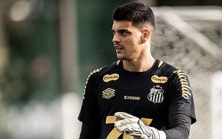 Gabriel Brazão é o goleiro titular do Santos. (Foto: Raul Baretta/ Santos FC)