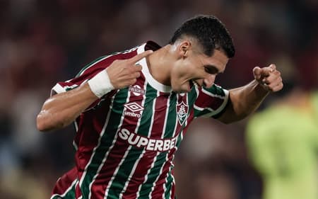 Kevin Serna comemorando gol do Fluminense (Foto: Marcelo Gonçalves/Fluminense)