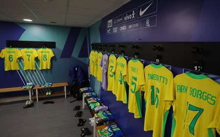 Vestiário da Seleção feminina na Espanha. (Foto: Lívia Villas Boas / CBF)